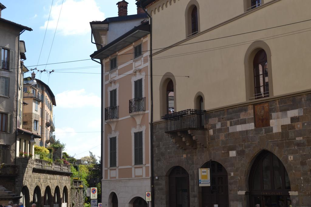 Porta 22 Charme E Relax Daire Bergamo Dış mekan fotoğraf